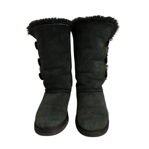 UGG Bailey Button Triplet Boots black size 6 in very good condition - Picture 3 of 12